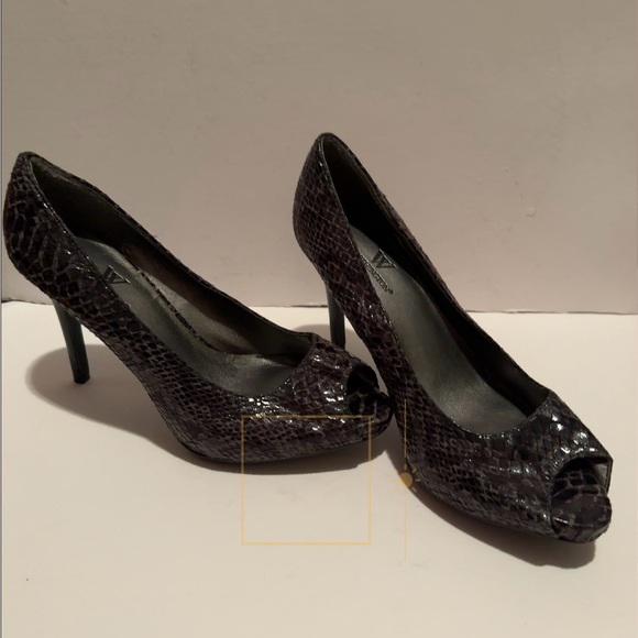 Worthington Snake Skin Black/Gray PeepToe Womans 4” Heels Size 8.5 US. NWOT - Picture 1 of 12
